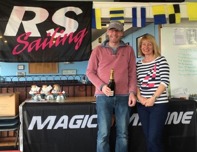Champion Steve Bolland with the Commodore’s wife Sue Howcroft © Dan Treloar